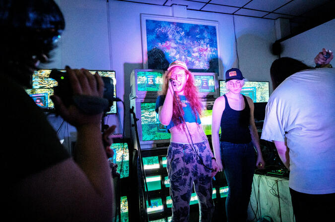 Tape camcorder handheld B-cam